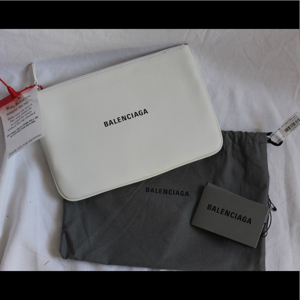 NWT Authentic Balenciaga Everyday Pouch White - Picture 2 of 6